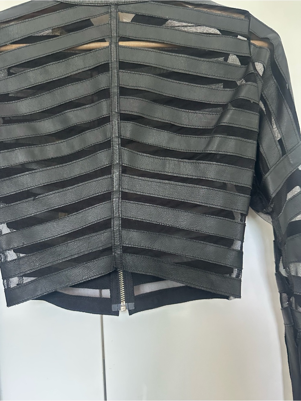BEBE Genuine Leather Mesh Cage Cropped Moto Jacket Black small - Picture 3 of 4